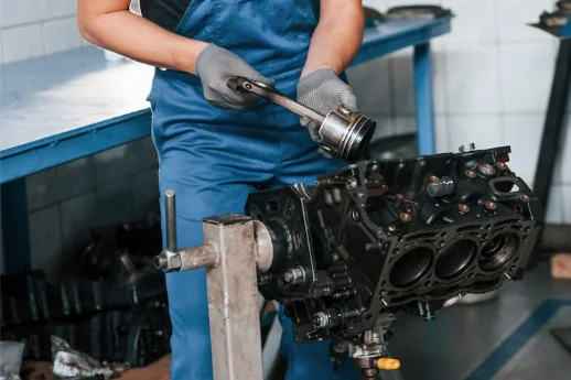 Engine Block Rebuild and piston installation UK