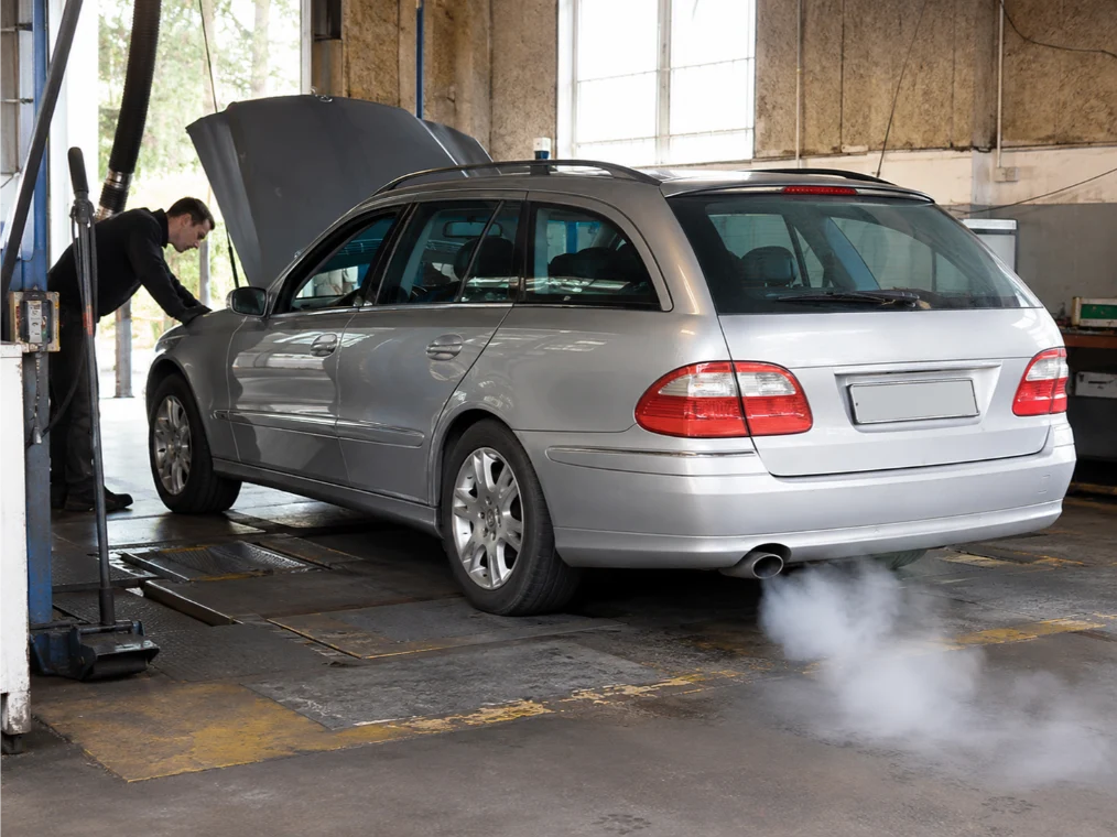 Specialist injector removal and repair on a Volkswagen engine in Coventry